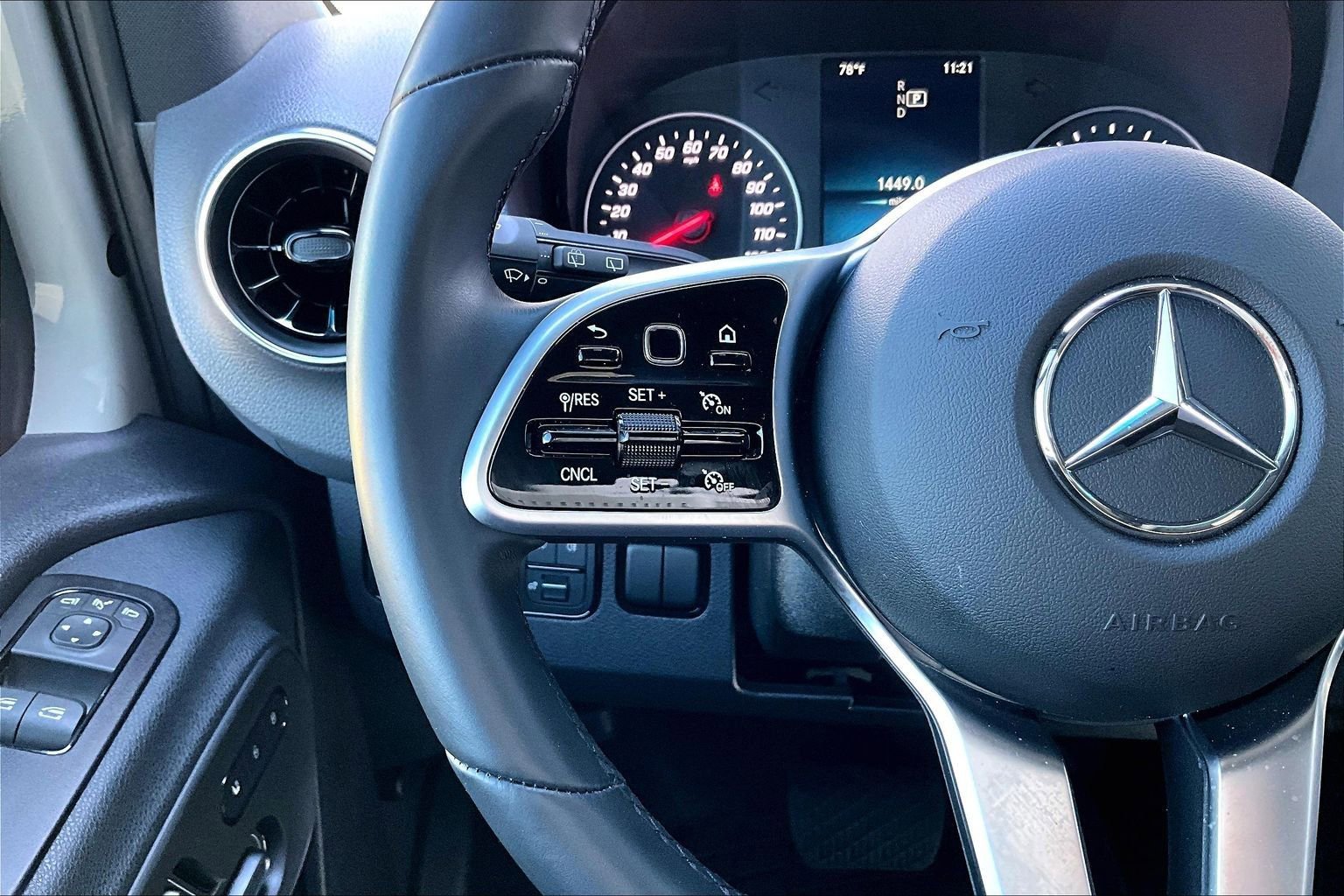 Used 2024 Mercedes-Benz Sprinter 2500 image 18