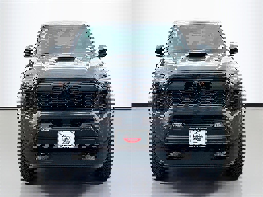 New 2025 Toyota Tacoma TRD Sport image 2