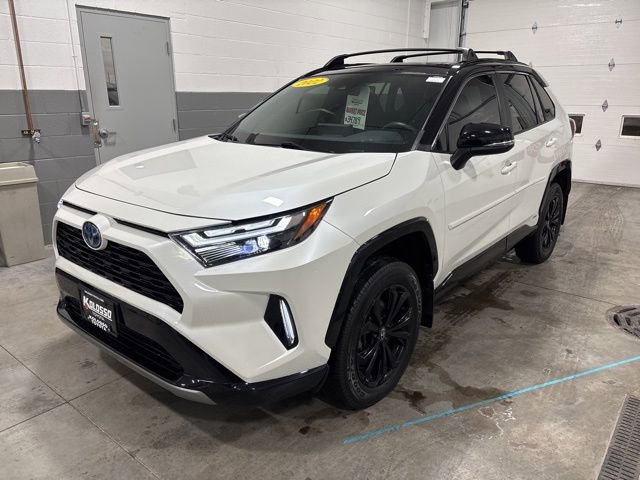 Used 2022 Toyota RAV4 XSE image 3