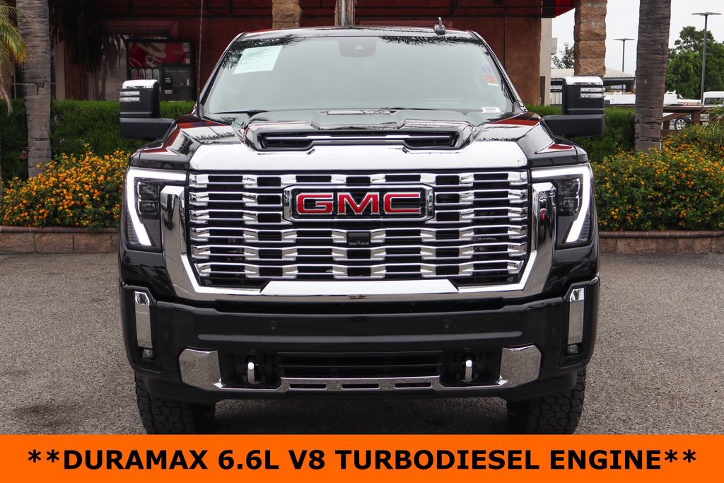 Used 2024 GMC Sierra 2500 Denali w/ Denali Reserve Package image 3