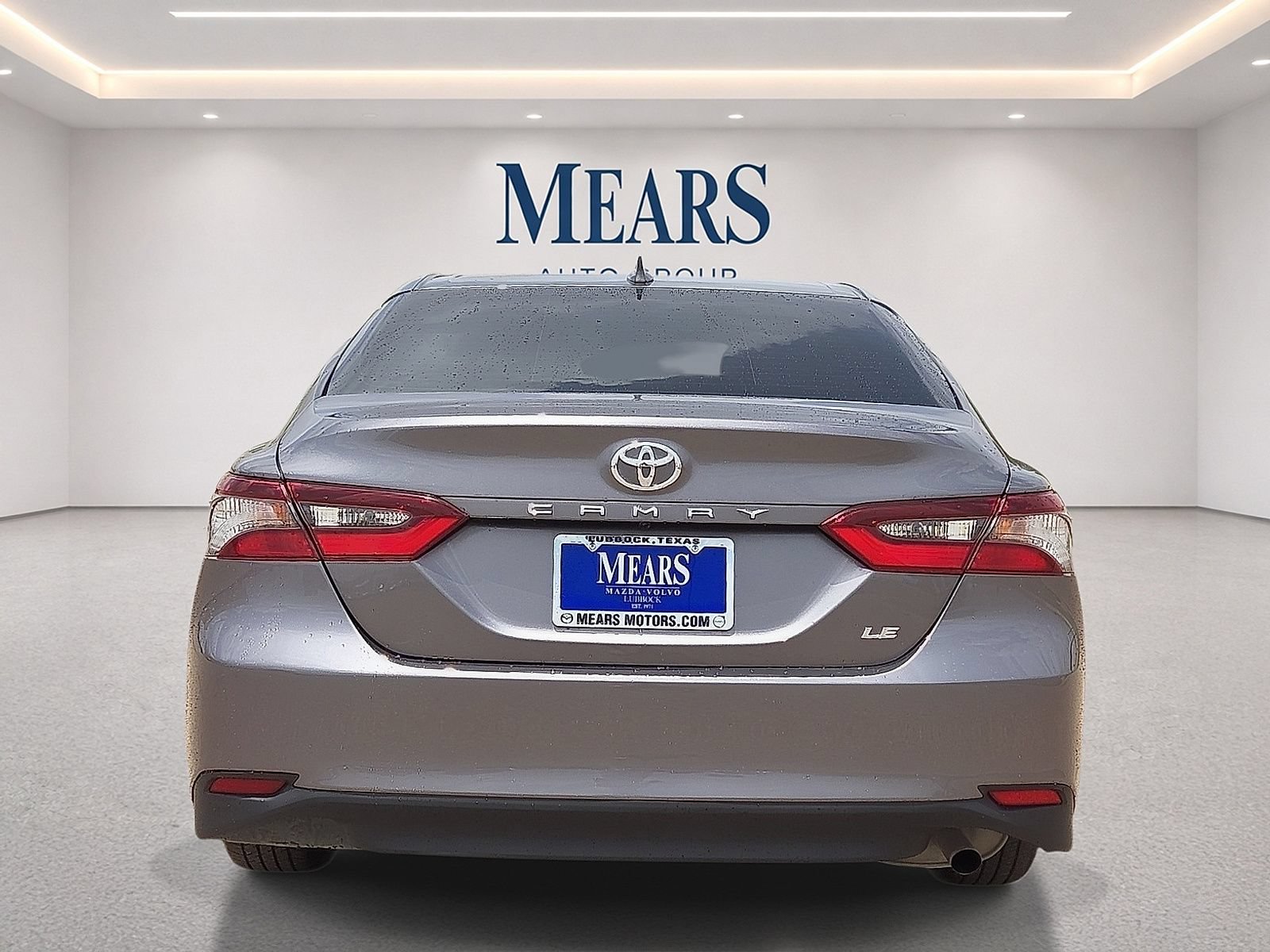 Used 2024 Toyota Camry LE FWD image 4