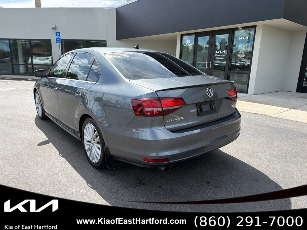 Used 2016 Volkswagen Jetta SEL w/ Lighting Package FWD image 9