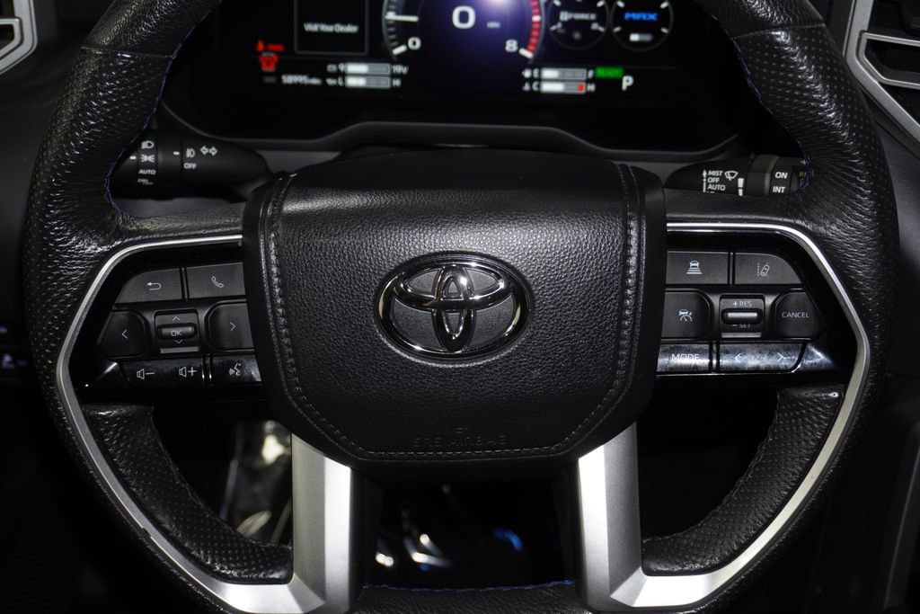 Used 2023 Toyota Sequoia Platinum AWD/4WD image 20