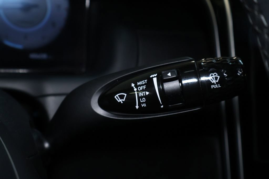 Used 2023 Hyundai Santa Cruz SEL Premium AWD/4WD image 25