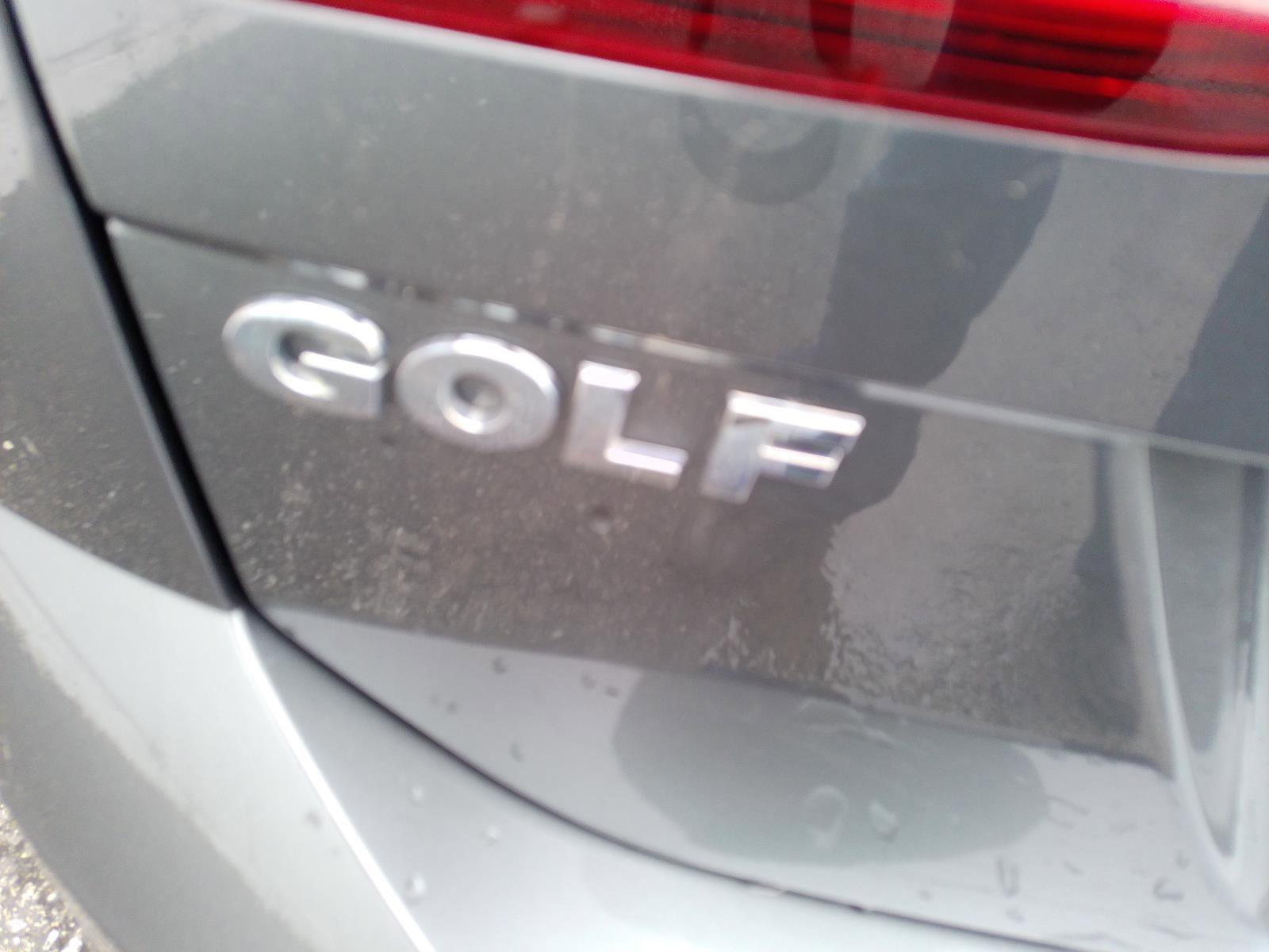 Used 2015 Volkswagen Golf TDI S image 33