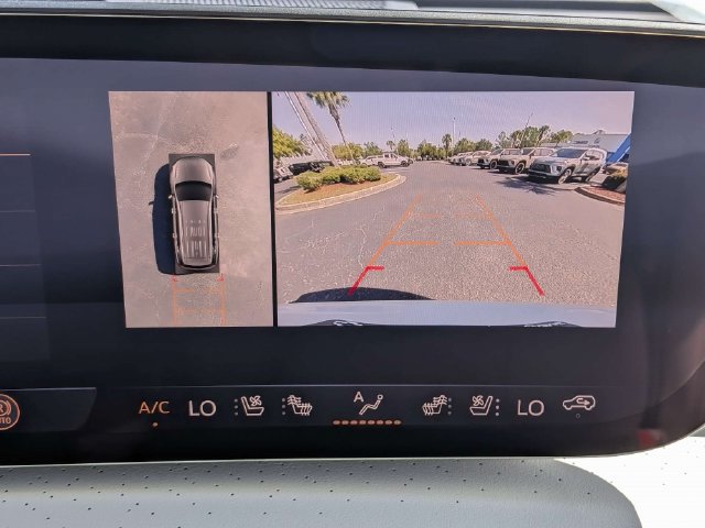 New 2027 Buick Enclave Avenir w/ LPO, Floor Liner Package AWD/4WD image 24