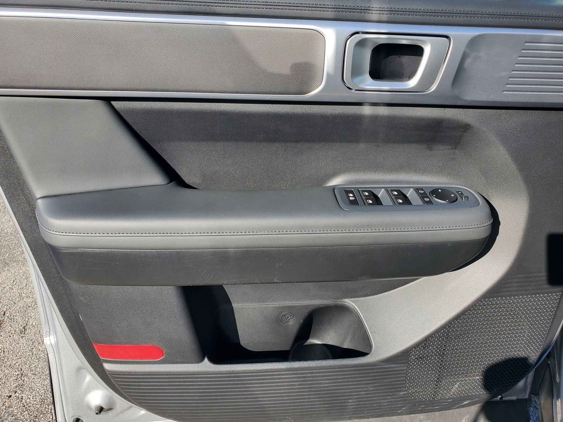 Used 2026 Hyundai Santa Fe SEL FWD image 17