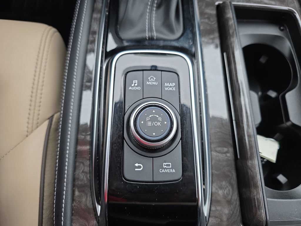 Used 2023 Nissan Armada Platinum w/ Captain's Chairs Package AWD/4WD image 31