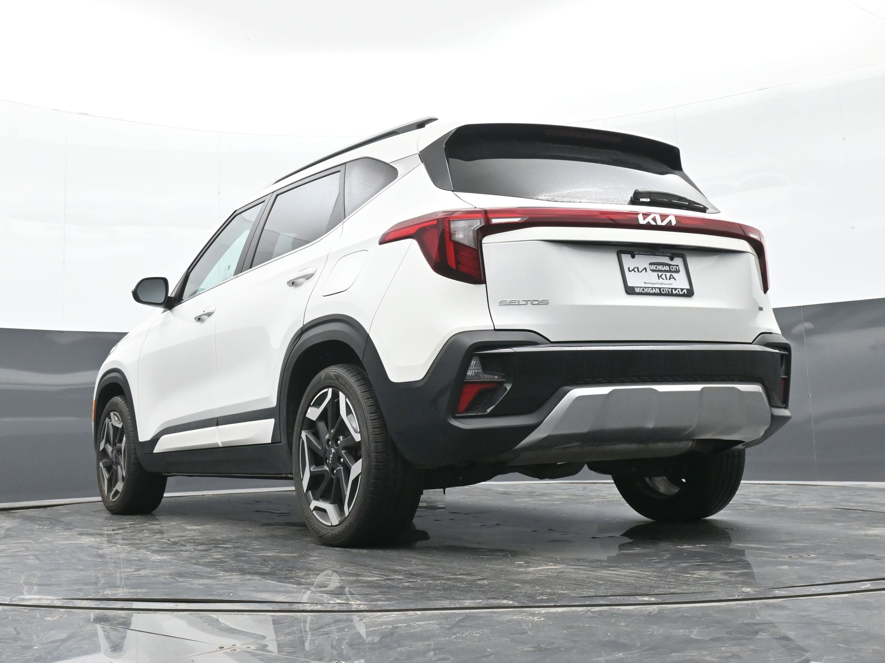 Used 2024 Kia Seltos SX image 37