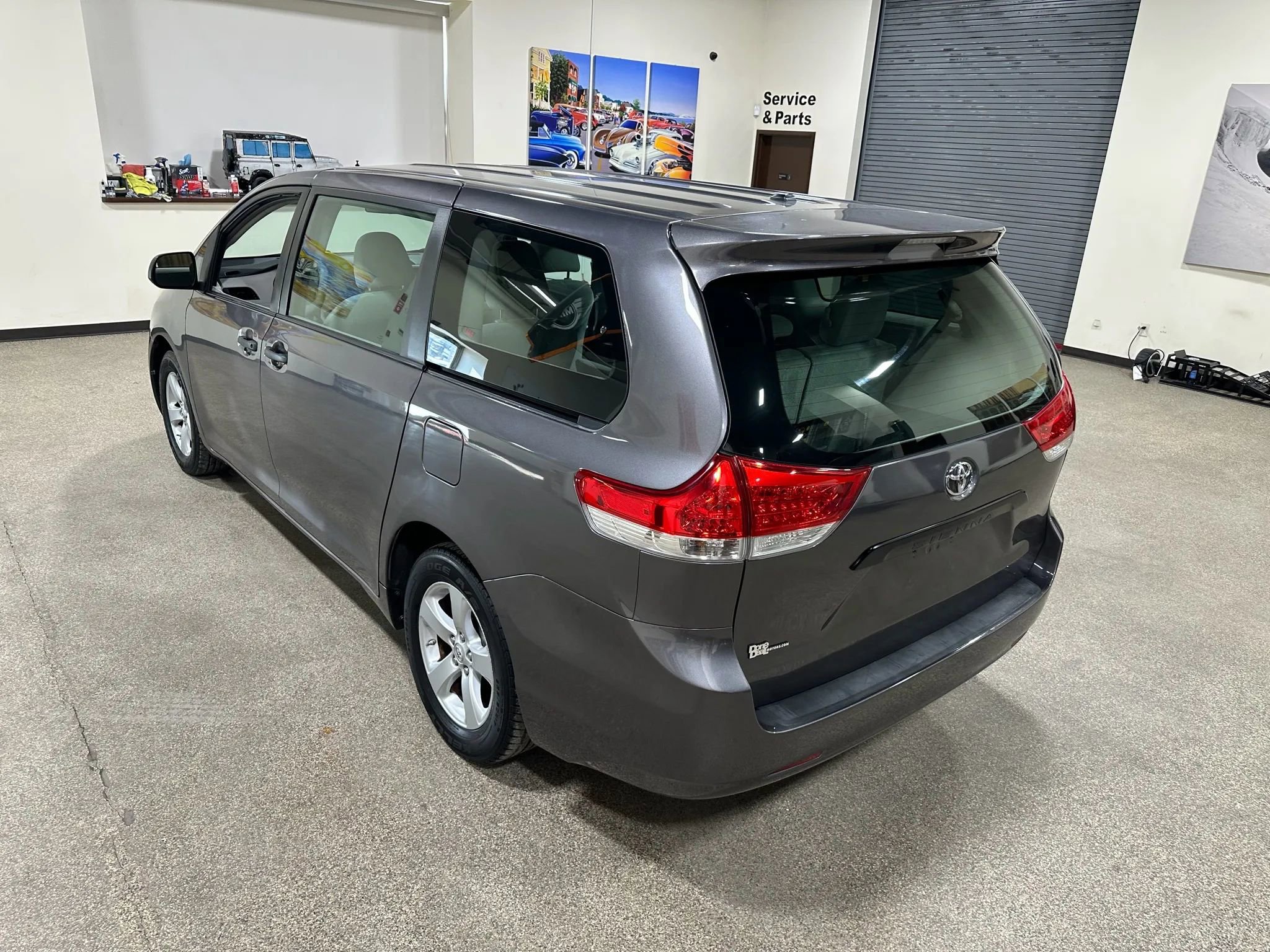 Used 2012 Toyota Sienna image 12