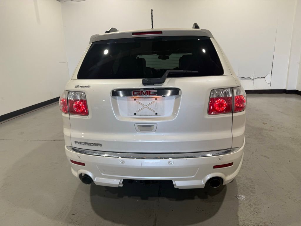 Used 2012 GMC Acadia Denali image 7