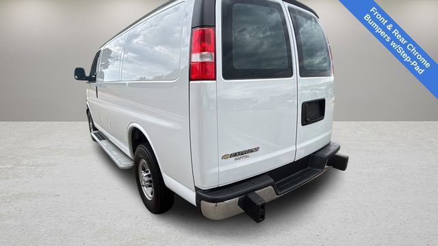 Used 2024 Chevrolet Express 2500 w/ Driver Convenience Package RWD image 10
