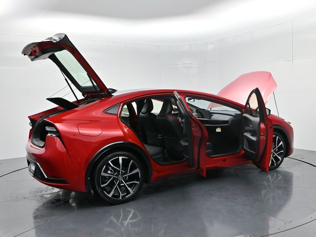 New 2026 Toyota Prius Plug-In Hybrid FWD image 65