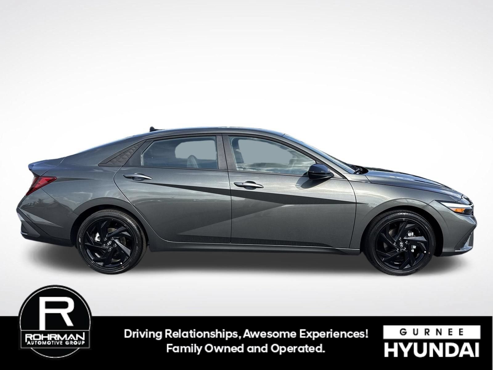 New 2026 Hyundai Elantra SEL Sport FWD image 11
