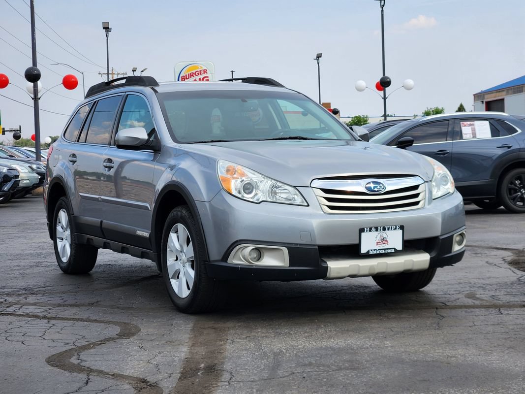 Used 2011 Subaru Outback 2.5i Limited w/ PWR Moonroof Pkg AWD/4WD image 5
