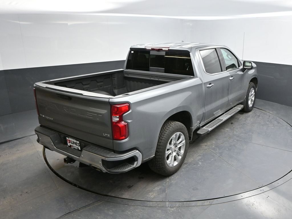 Used 2024 Chevrolet Silverado 1500 LTZ w/ Technology Package image 31