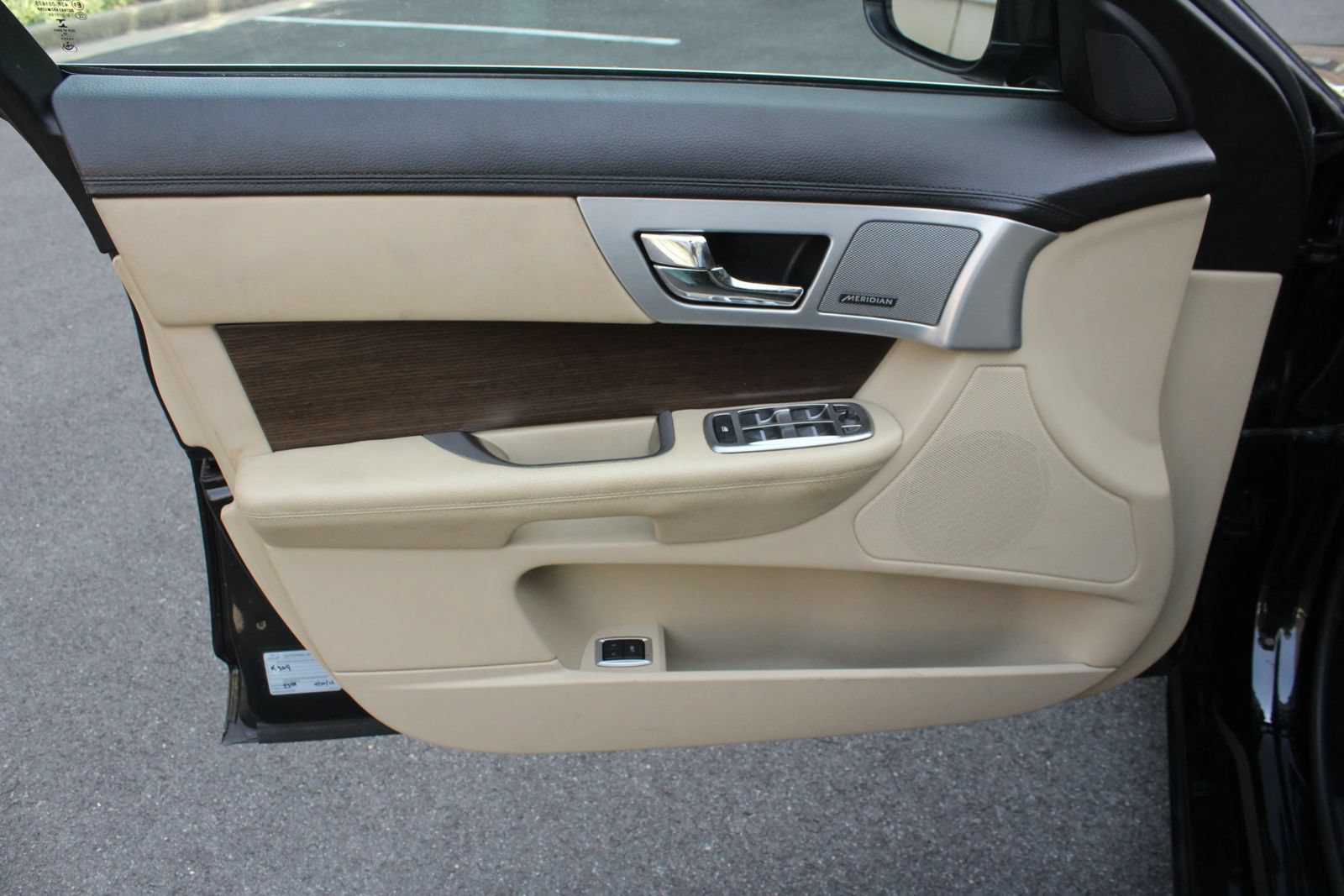 Used 2013 Jaguar XF 3.0 AWD/4WD image 15