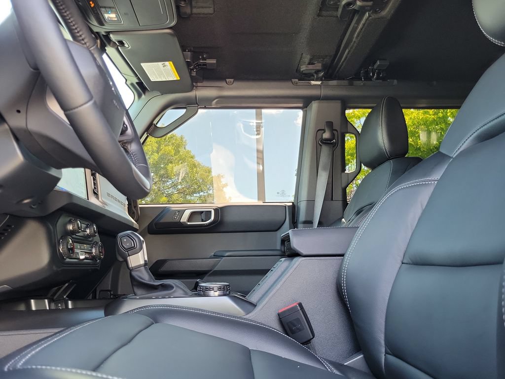 Used 2026 Ford Bronco Outer Banks AWD/4WD image 27
