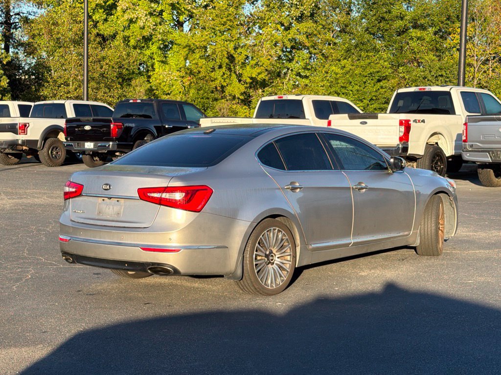 Used 2014 Kia Cadenza Premium w/ Technology Package FWD image 17