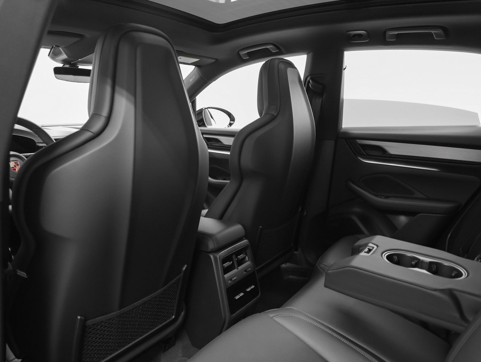 New 2025 Porsche Macan 4S Electric image 48