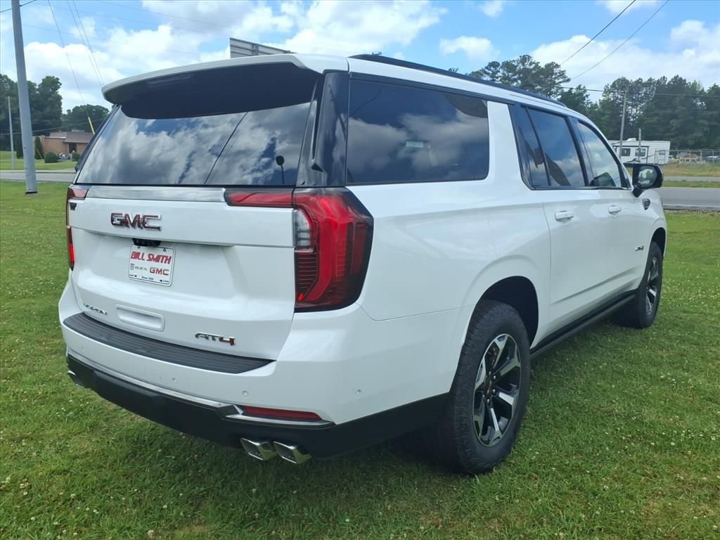 New 2026 GMC Yukon XL AT4 AWD/4WD image 7