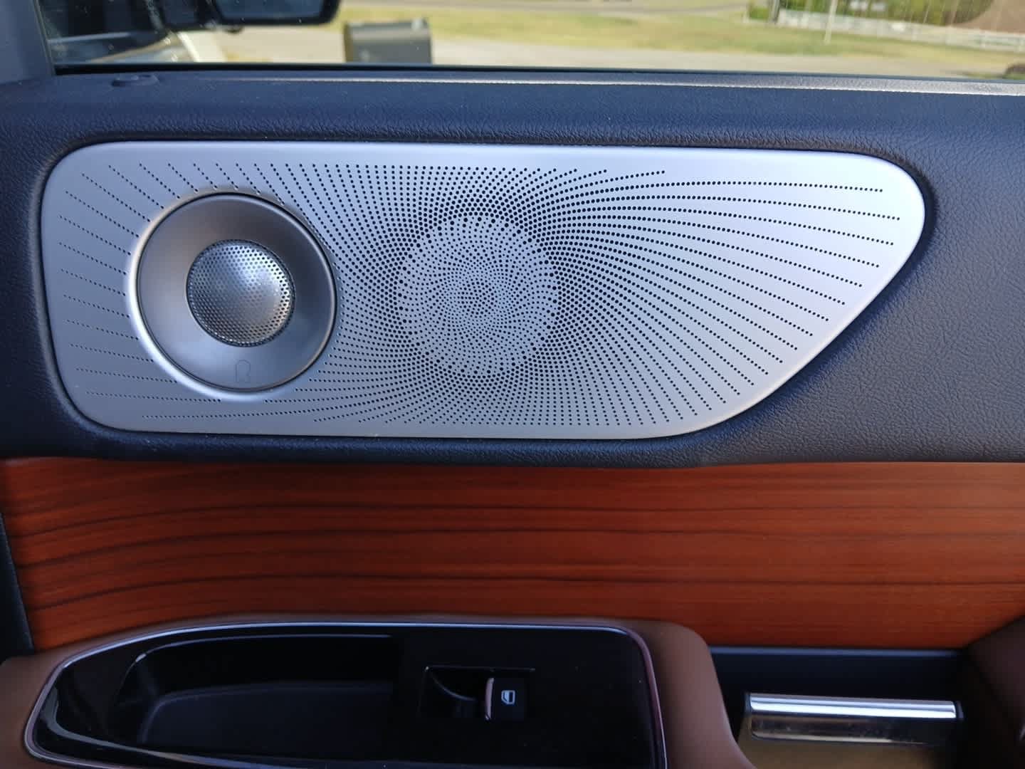 Used 2024 Lincoln Navigator Reserve AWD/4WD image 62