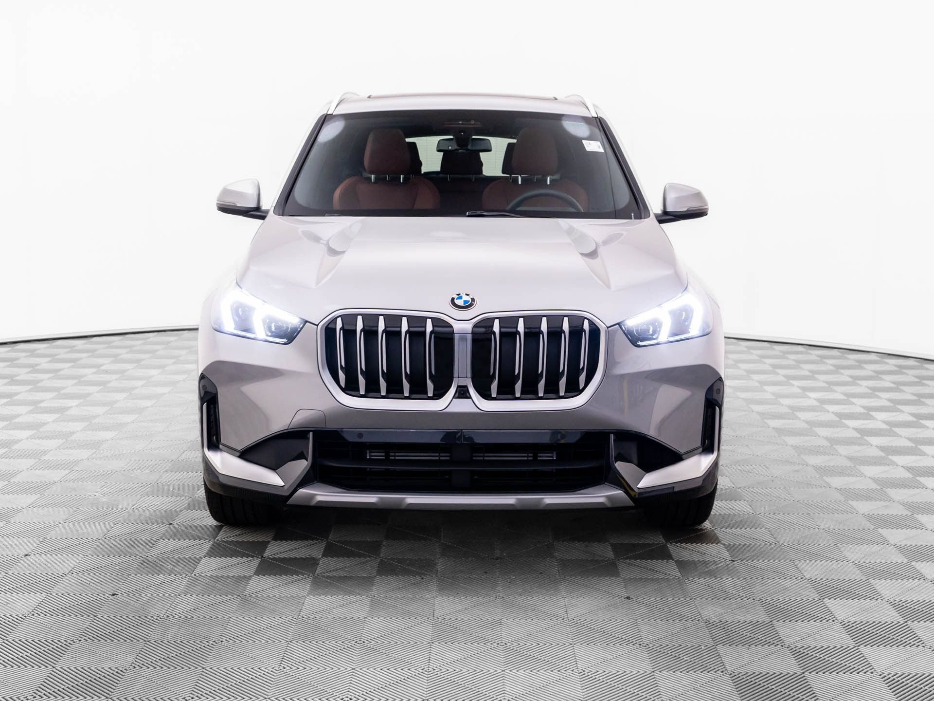 New 2026 BMW X1 xDrive28i w/ Technology Package AWD/4WD image 10