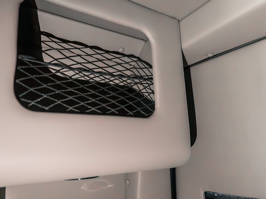 Used 2018 Mercedes-Benz Sprinter 3500 image 34