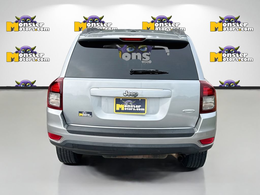 Used 2014 Jeep Compass Latitude FWD image 6