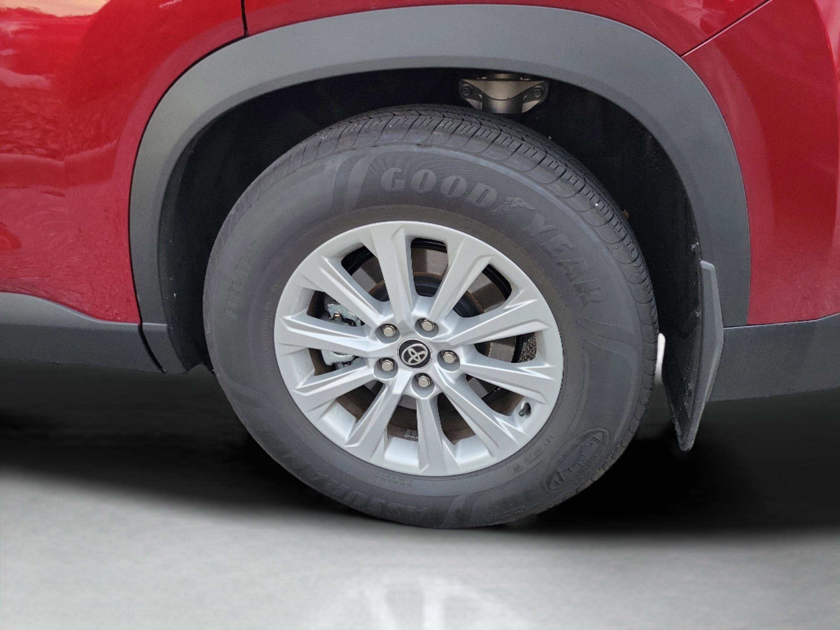 Certified 2025 Toyota Grand Highlander FWD image 29