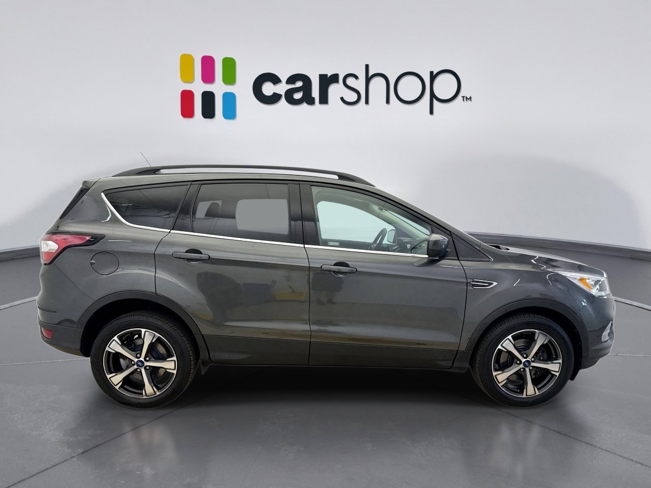 Used 2018 Ford Escape SEL w/ Ford Safe & Smart Package AWD/4WD image 6