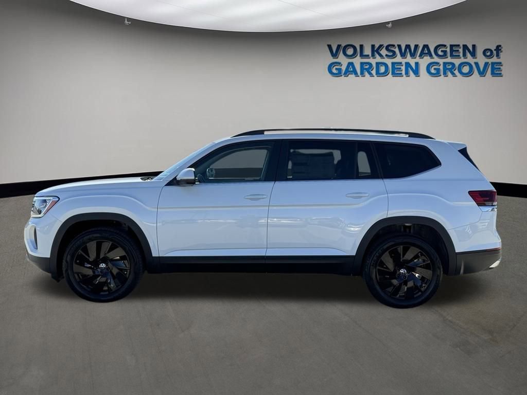 New 2026 Volkswagen Atlas SE image 4