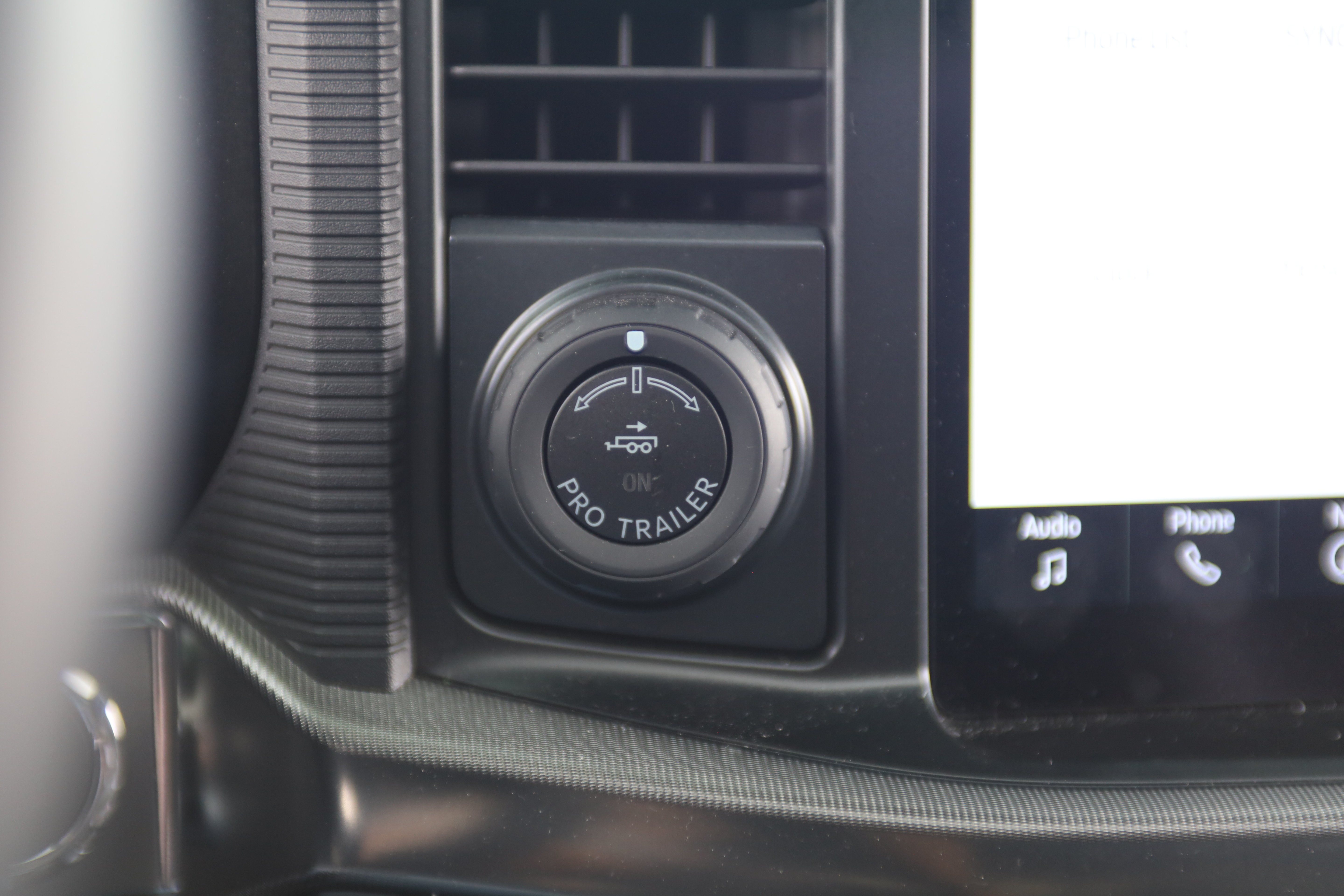 Used 2025 Ford F150 Raptor AWD/4WD image 23