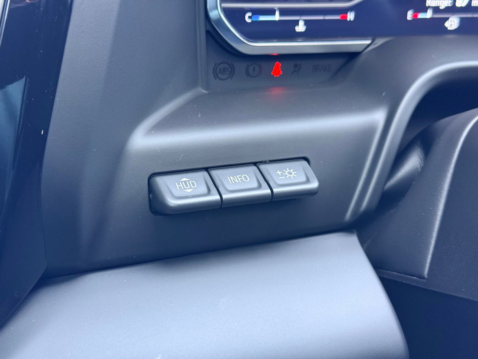 Certified 2025 GMC Sierra 3500 Denali Ultimate image 23