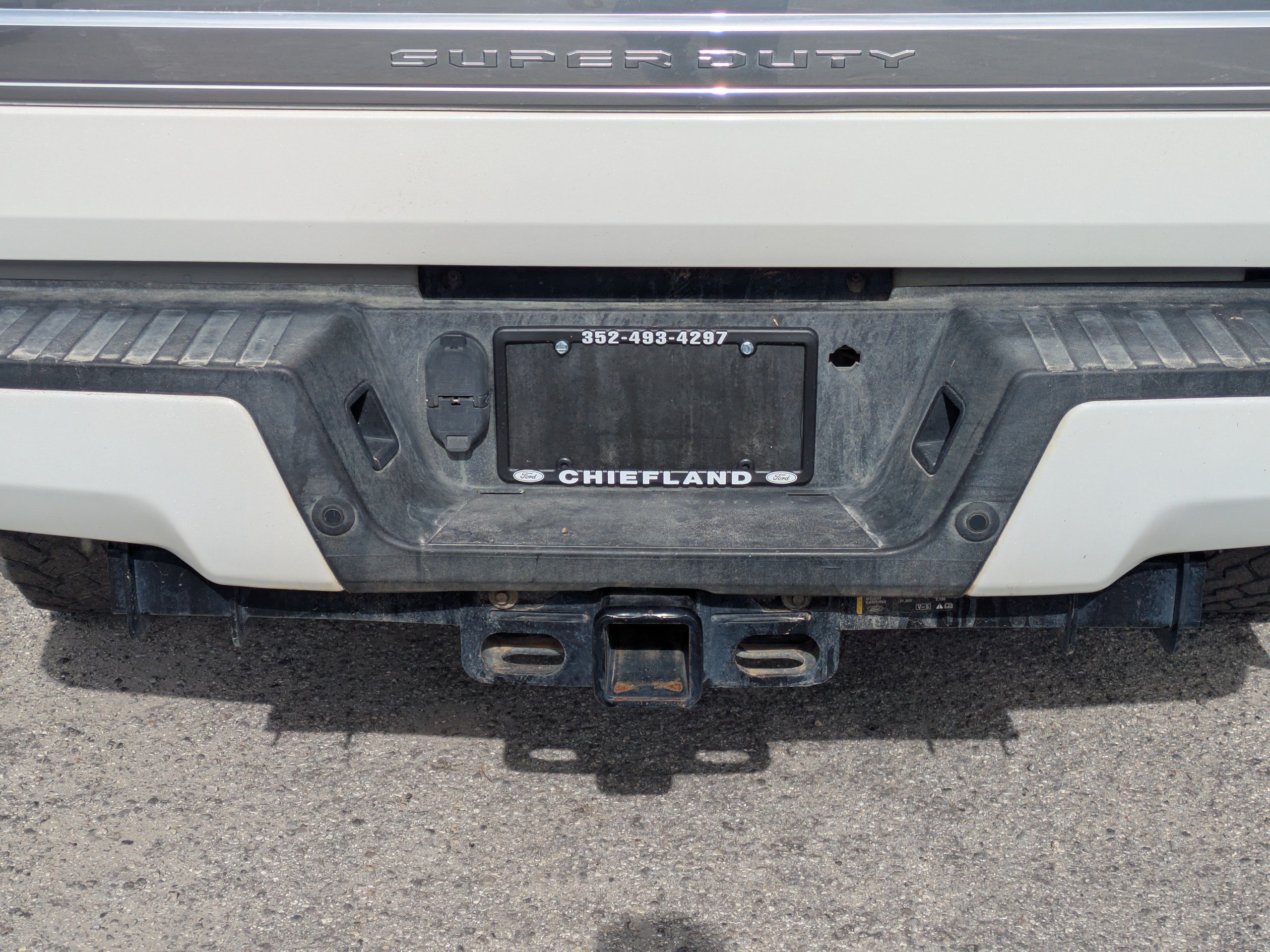 Used 2021 Ford F250 Platinum w/ FX4 Off-Road Package AWD/4WD image 10