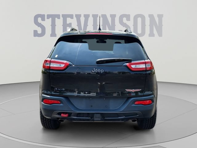 Used 2015 Jeep Cherokee Trailhawk w/ Cold Weather Group AWD/4WD image 4