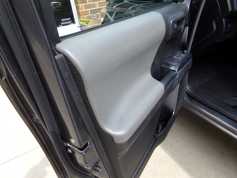 Used 2022 Toyota Tacoma SR5 image 43