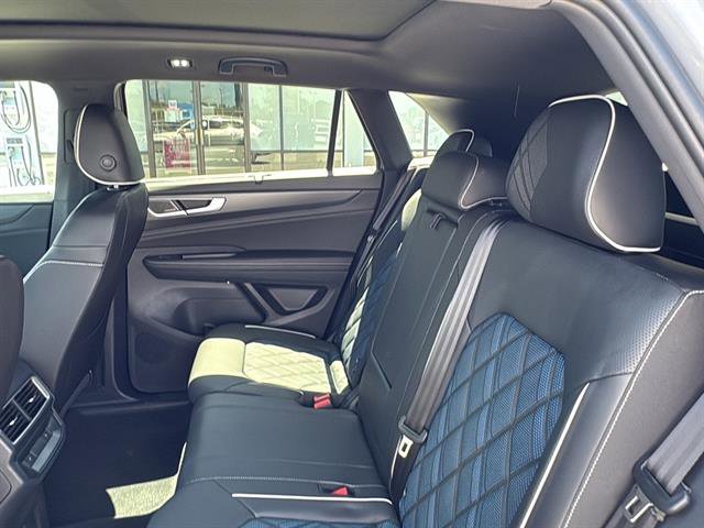 New 2025 Volkswagen Atlas Cross Sport SEL Premium R-Line image 14