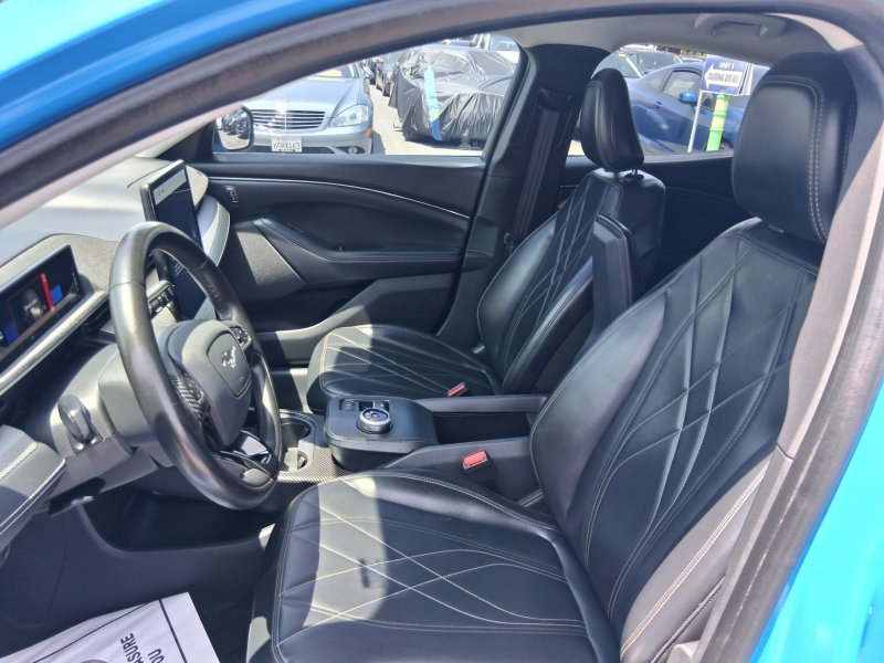 Used 2022 Ford Mustang Mach-E Select RWD image 8