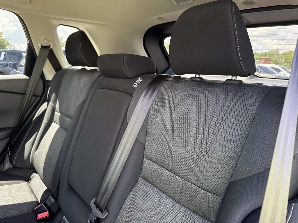 Used 2026 Nissan Rogue SV FWD image 14