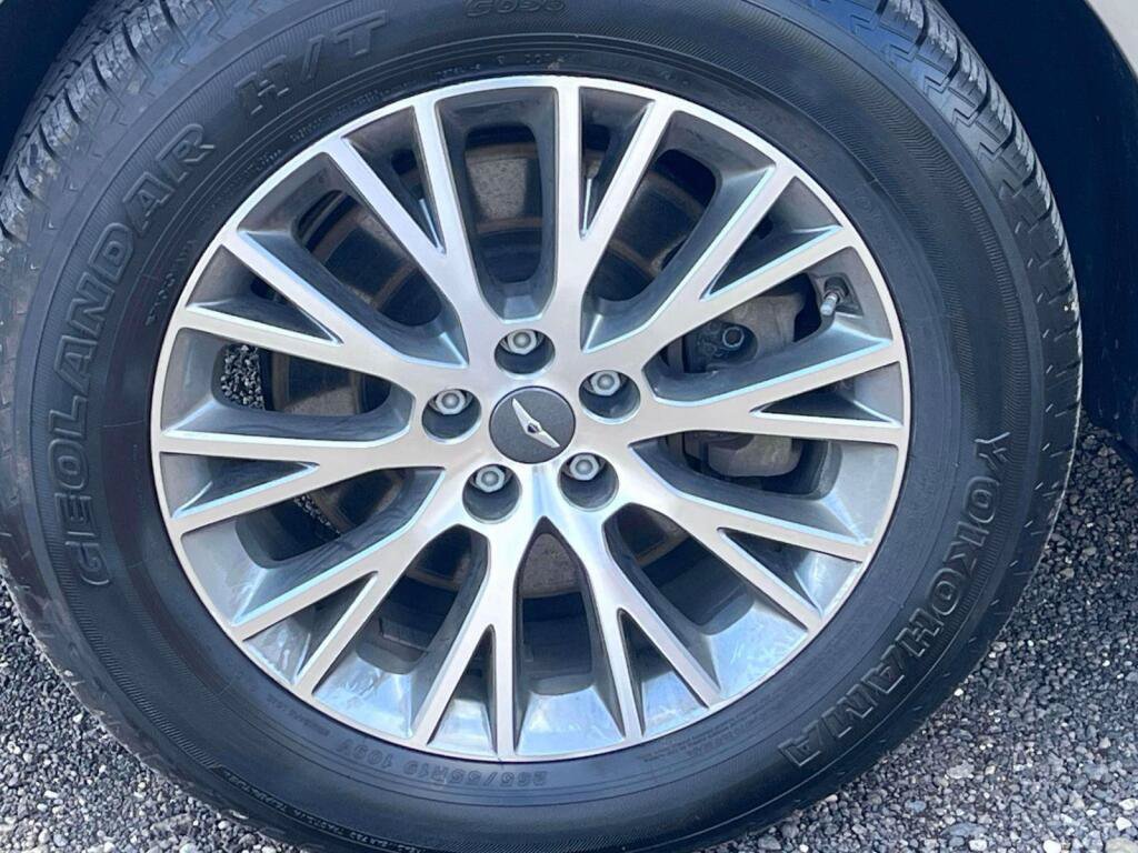 Used 2021 Genesis GV80 2.5T AWD/4WD image 14