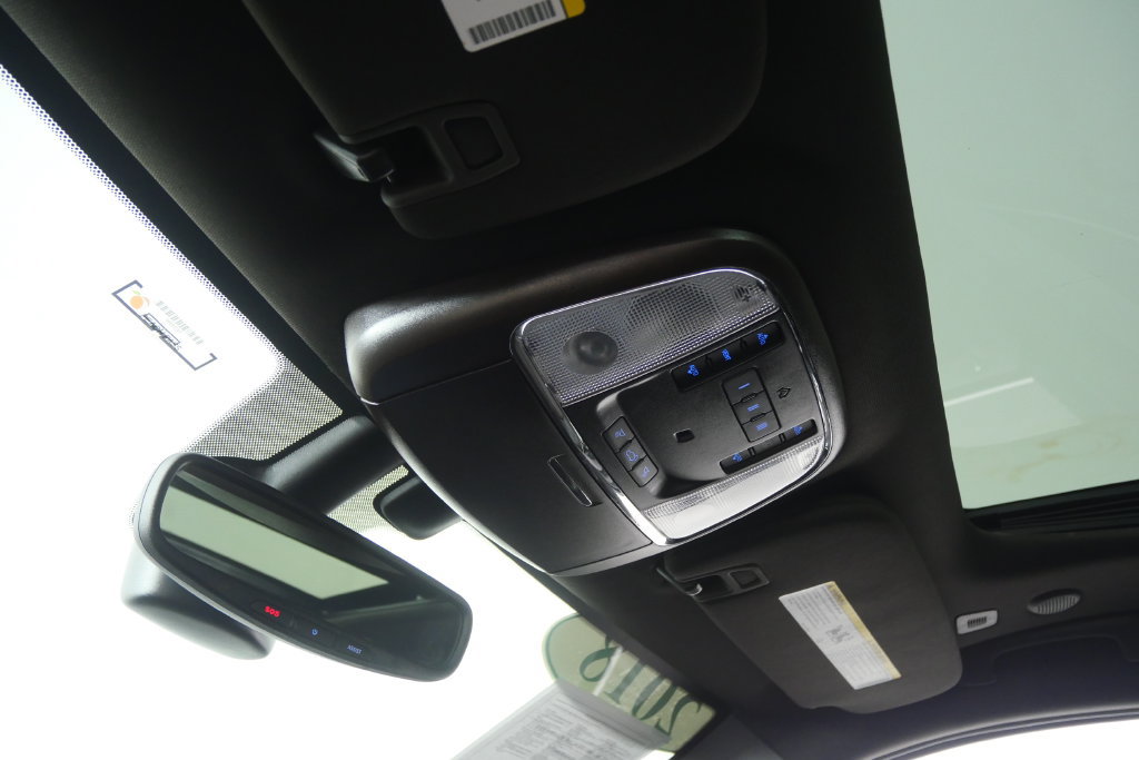 Used 2018 Jeep Grand Cherokee Overland RWD image 23