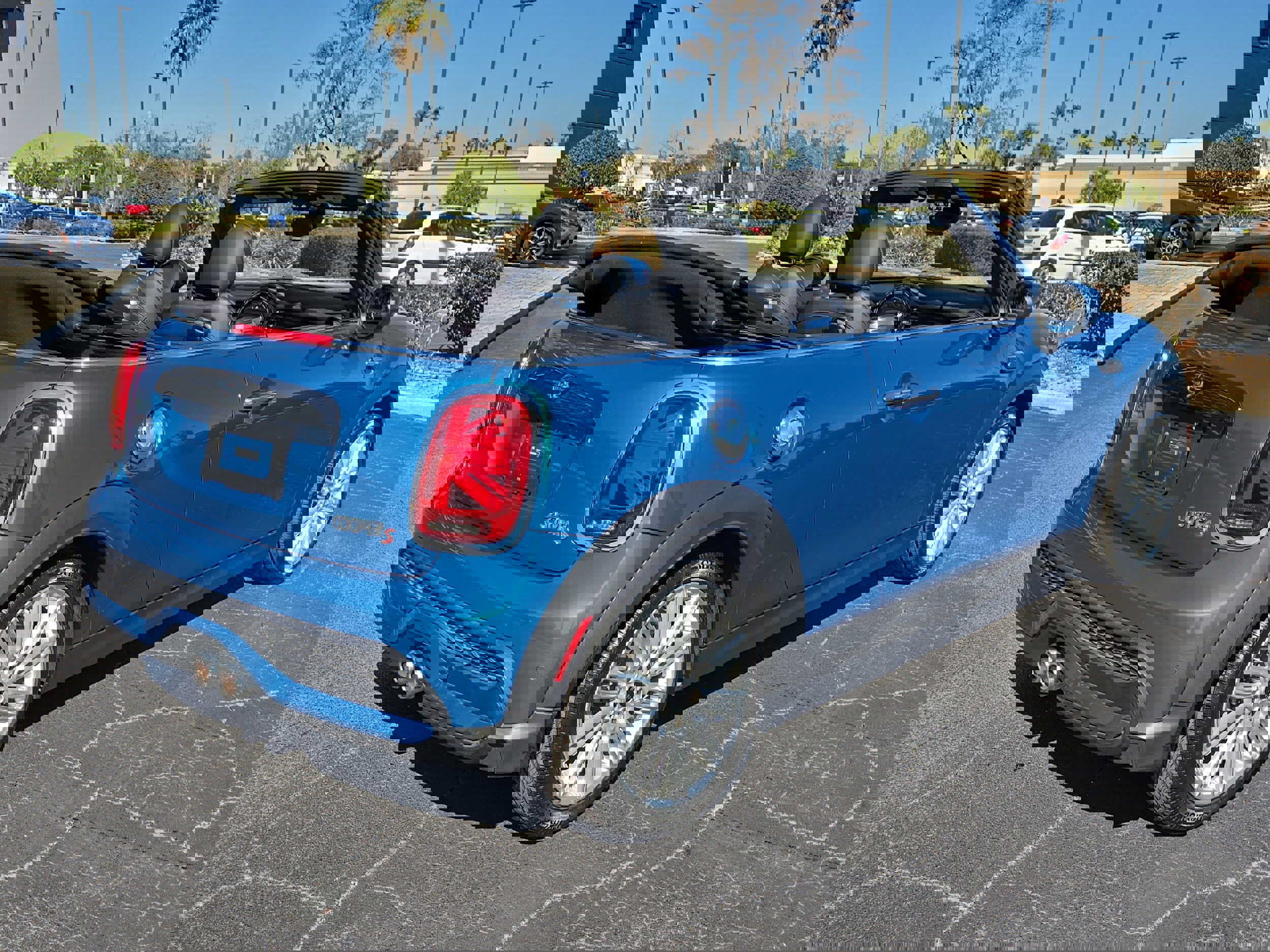 Used 2024 MINI Cooper S image 3