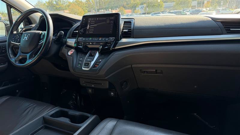 Used 2018 Honda Odyssey Touring image 38