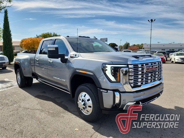 New 2026 GMC Sierra 3500 Denali w/ Denali Reserve Package