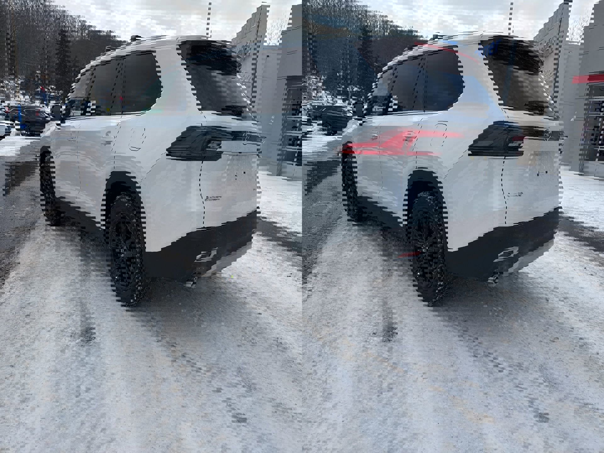 New 2026 Toyota Grand Highlander MAX Platinum image 8