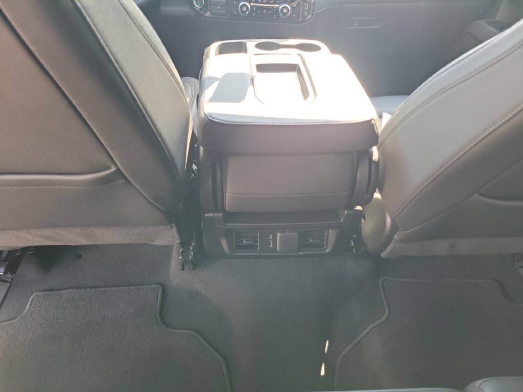 Used 2026 GMC Sierra 1500 SLT AWD/4WD image 15