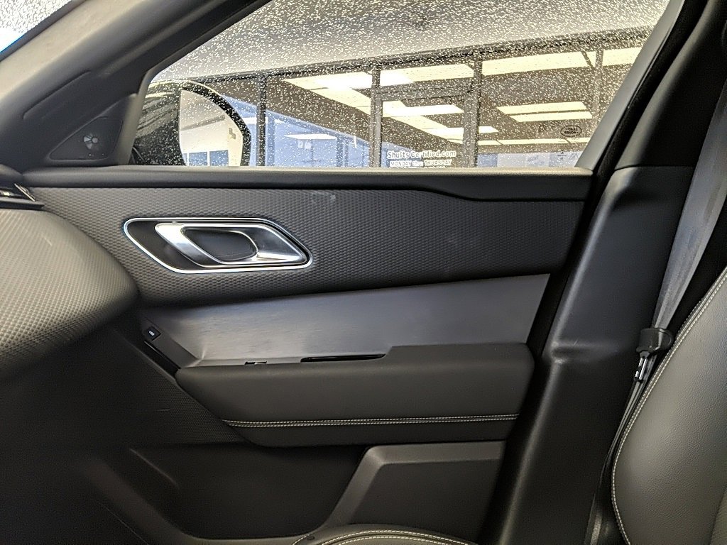 Used 2023 Land Rover Range Rover Velar R-Dynamic S image 23