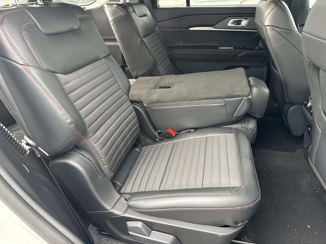 New 2026 Ford Explorer ST-Line w/ Premium Package RWD image 12