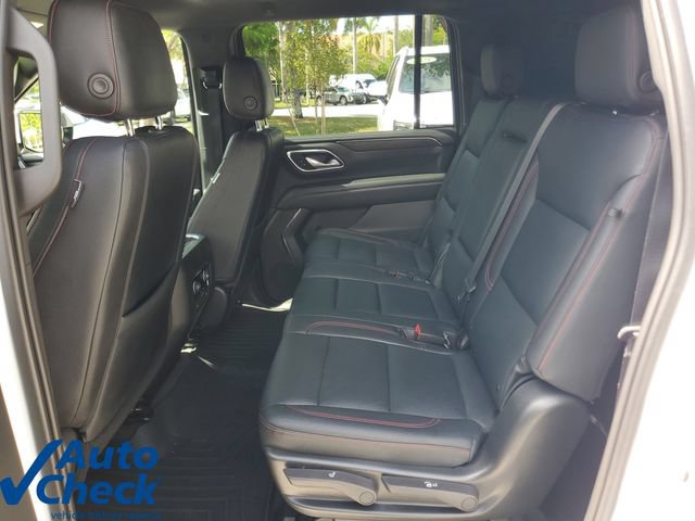 Used 2023 Chevrolet Suburban LS RWD image 11